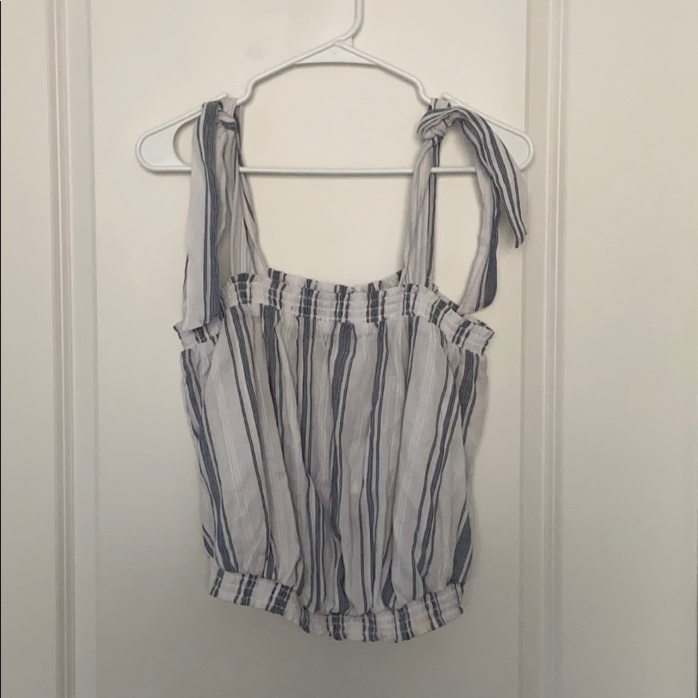 NWT summertime target top